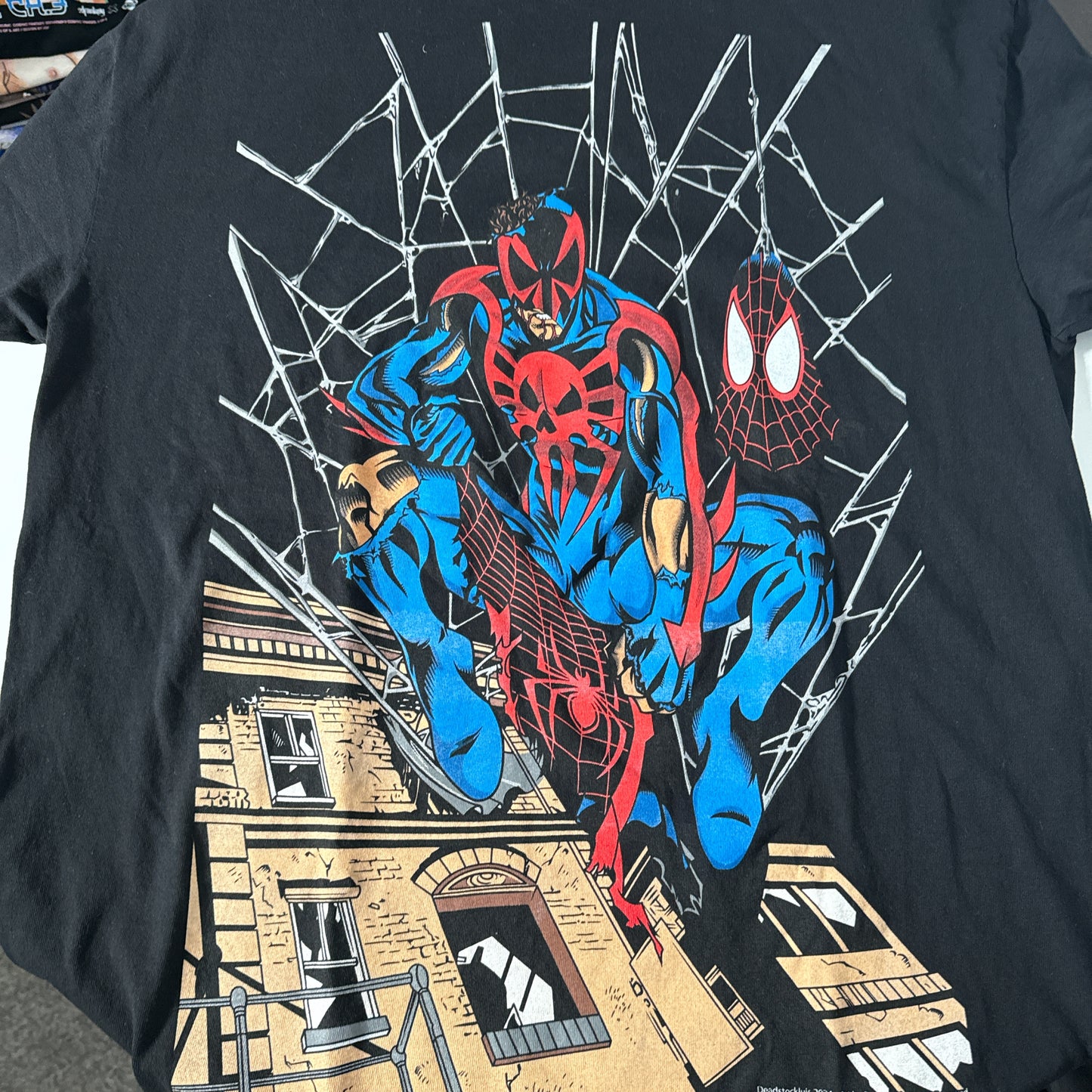 Single sided jumbo shirt large