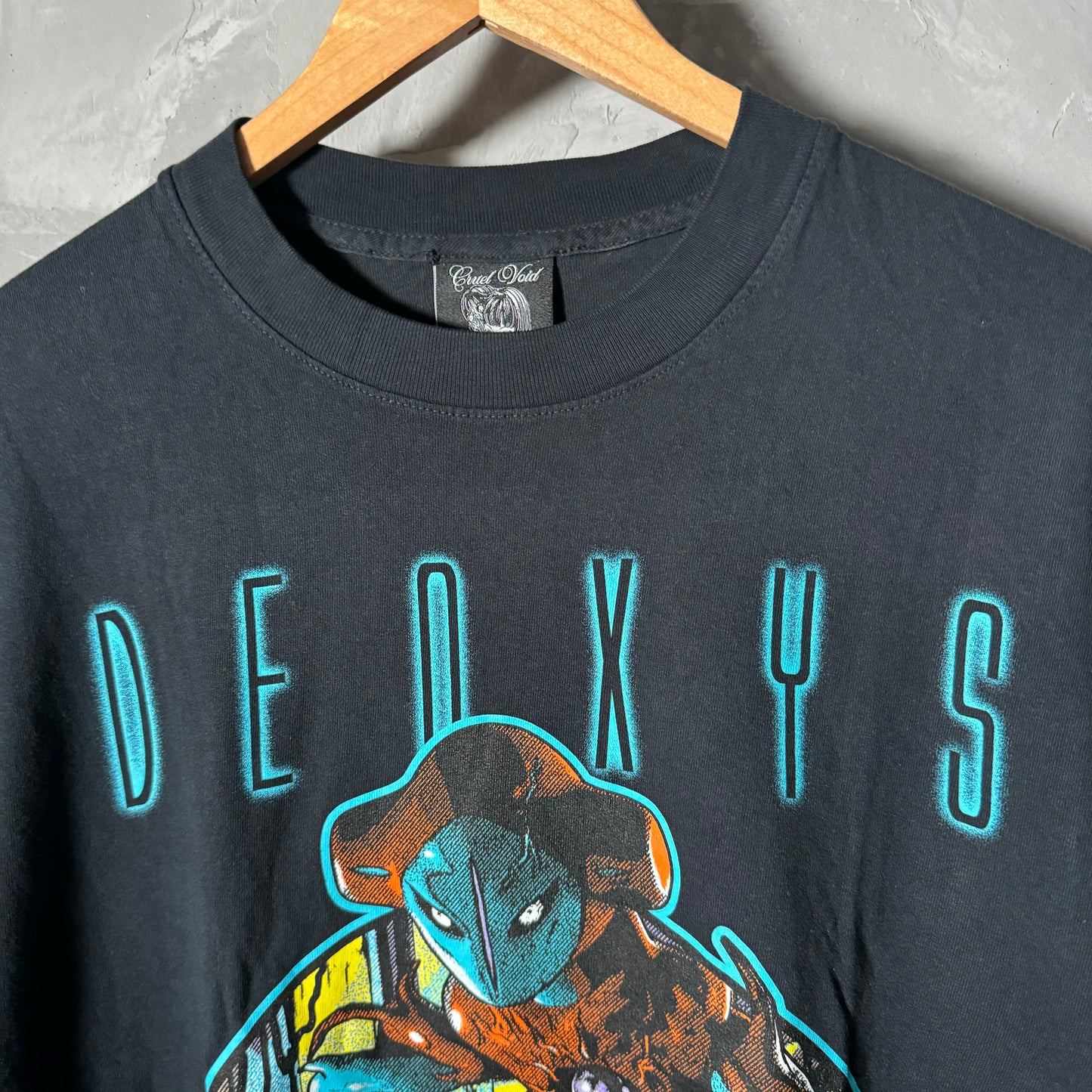 Single sided shirt large