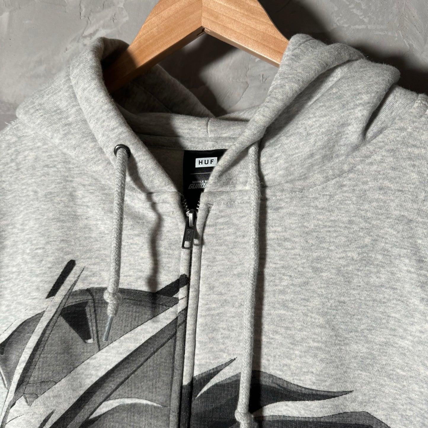 Zip up longsleeve hoodie small